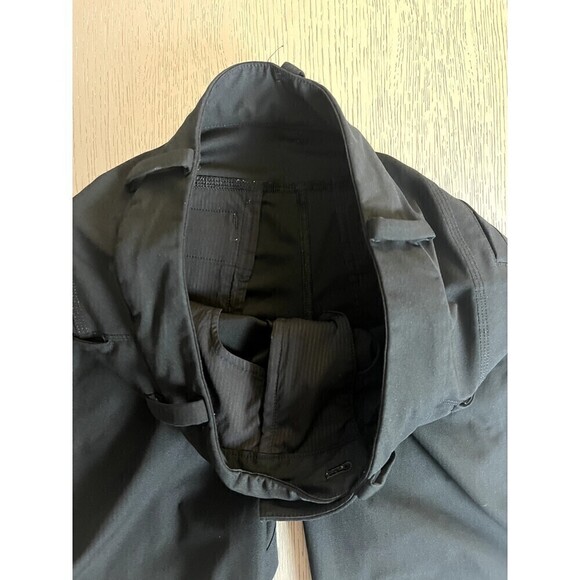 Lululemon Commission Short Classic Men's Black Size 30 Inseam 10.5" Used - Picture 3 of 6